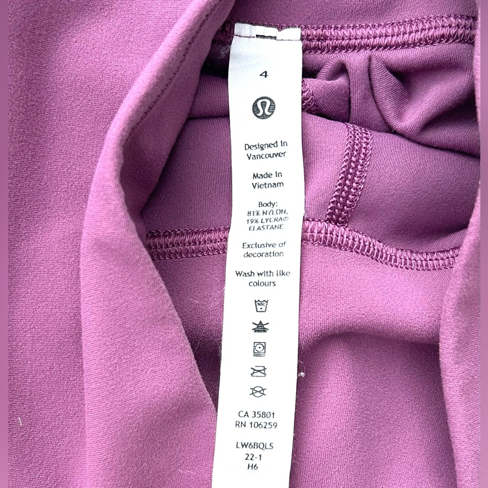 Lululemon Add Flare High-Rise Crop 21" in Vintage Plum. Size 4 . Like New - Picture 8 of 12